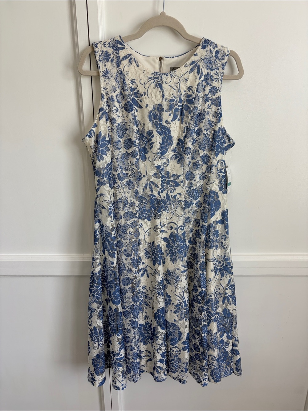 Danny & Nicole Cream Dress with Blue Floral Print NWT